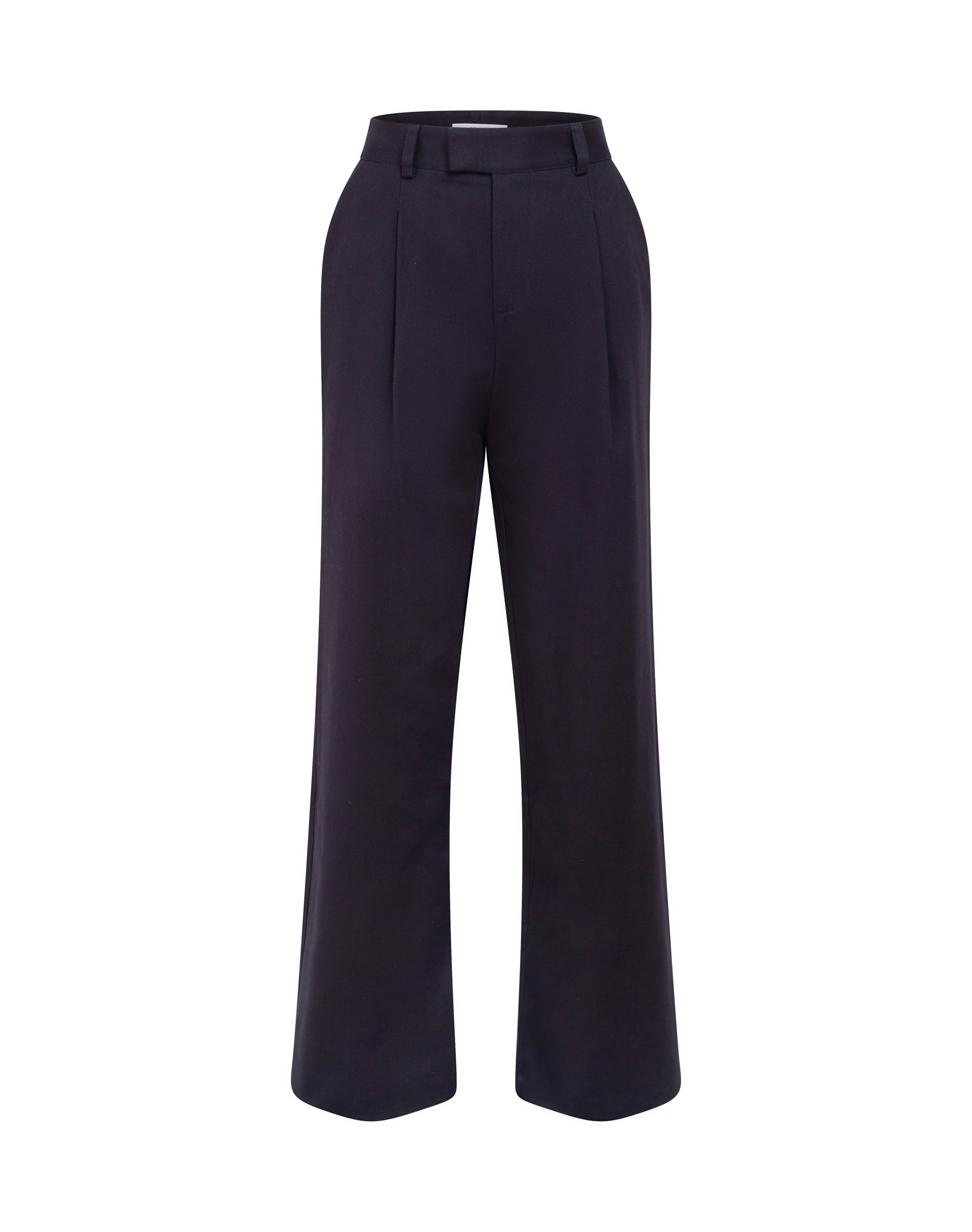 Pantalon Raymonda sur fond blanc