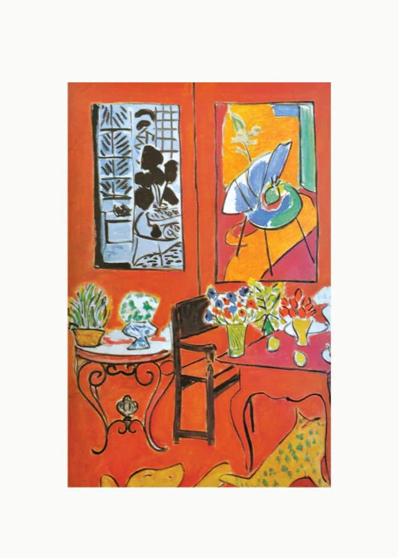 Page issue du livre Verve montrant une photo du tableau Grand Intérieur Rouge de Matisse. On y voit un grand intérieur avec une table, un banc, une table basse avec ds vases de fleurs et deux tableaux accrochés au mur. Tout l'intérieur est recouvert de rouge.
